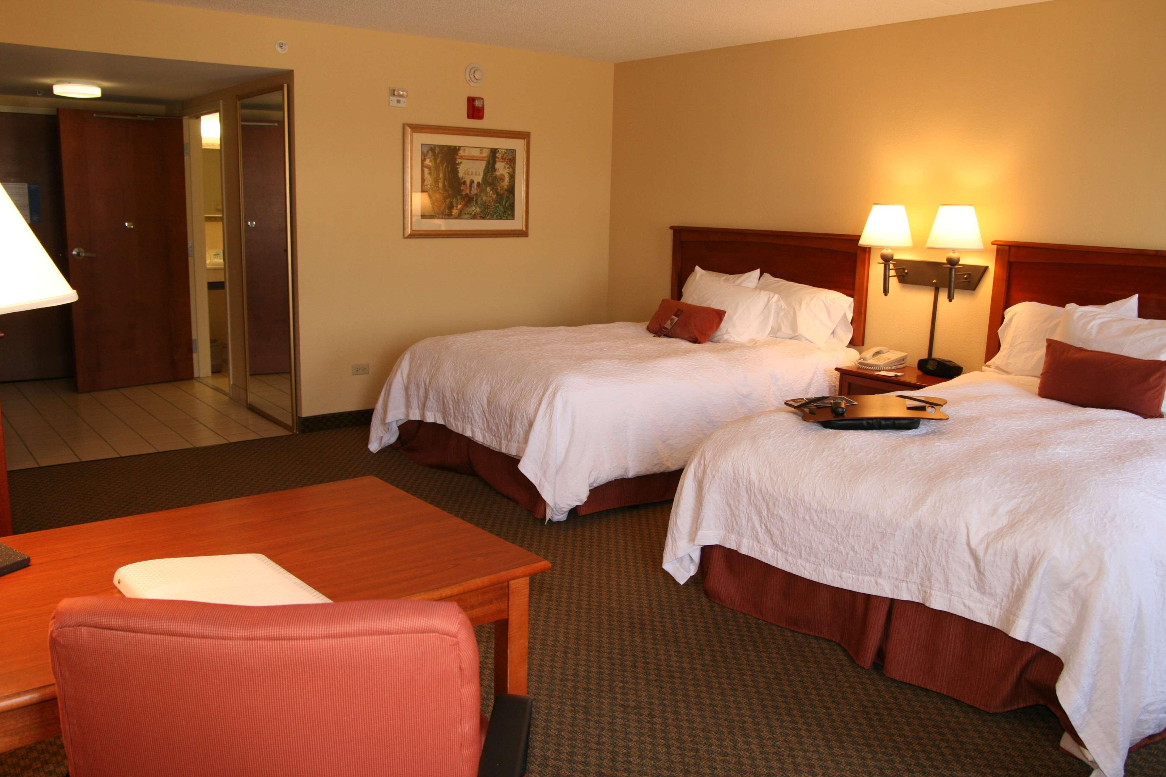 Hampton Inn Mchenry חדר תמונה