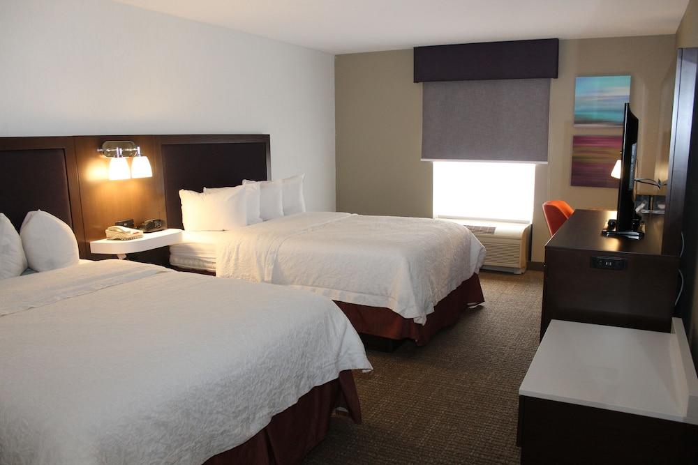 Hampton Inn Mchenry מראה חיצוני תמונה