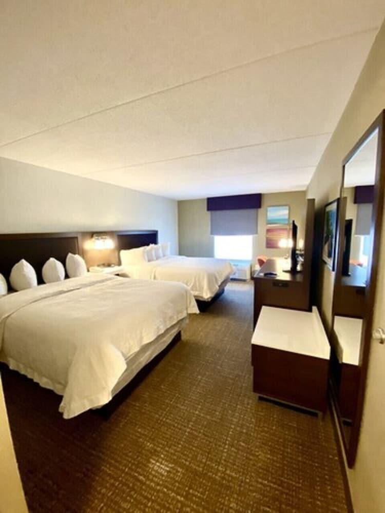 Hampton Inn Mchenry מראה חיצוני תמונה