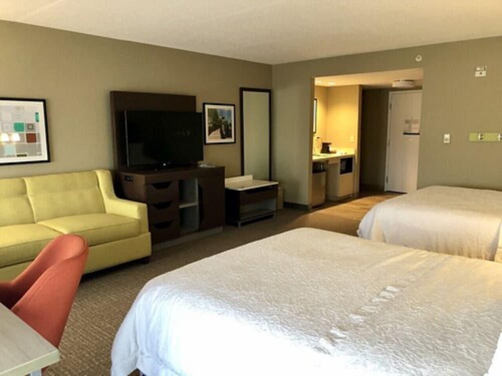 Hampton Inn Mchenry מראה חיצוני תמונה
