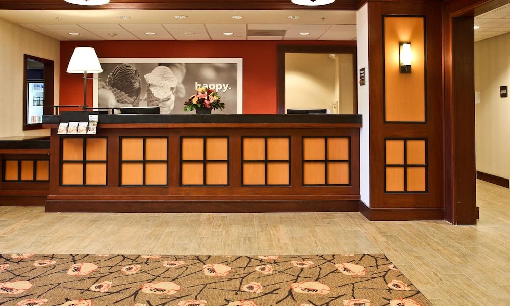 Hampton Inn Mchenry מראה חיצוני תמונה
