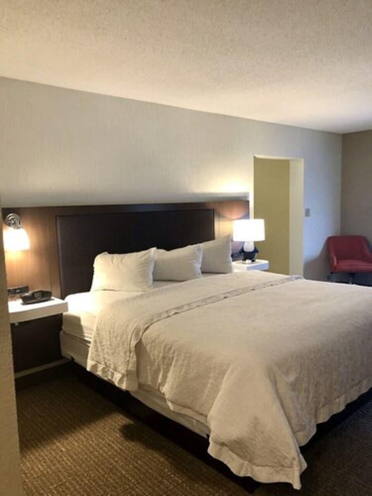 Hampton Inn Mchenry מראה חיצוני תמונה