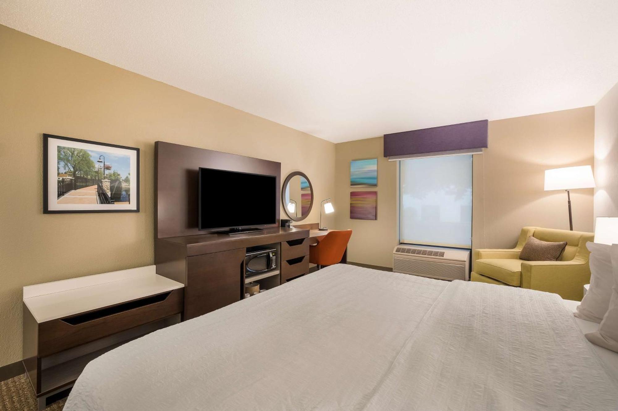 Hampton Inn Mchenry מראה חיצוני תמונה