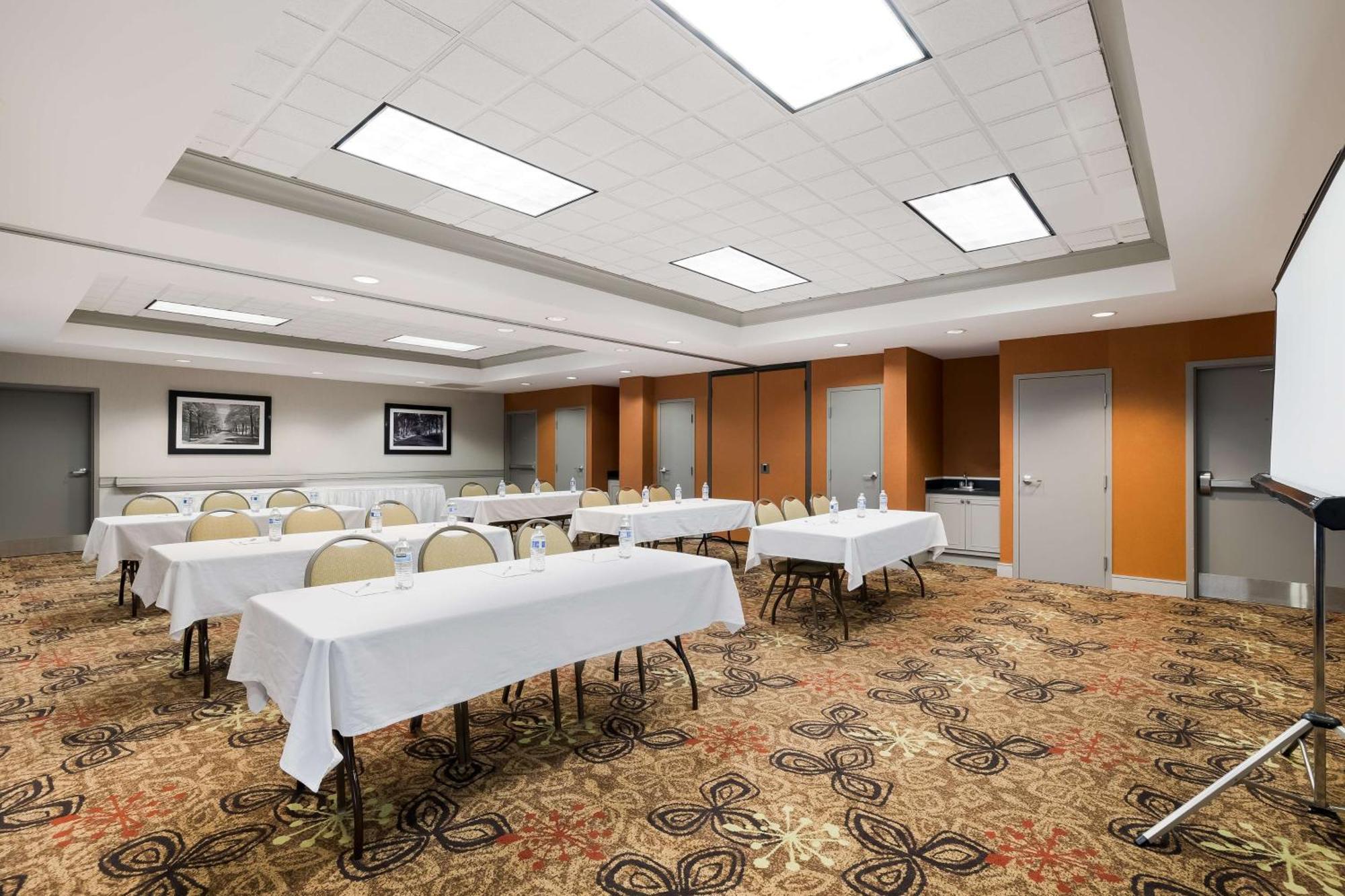 Hampton Inn Mchenry מראה חיצוני תמונה