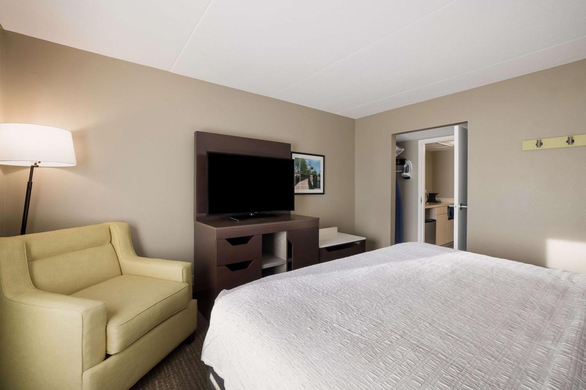 Hampton Inn Mchenry מראה חיצוני תמונה
